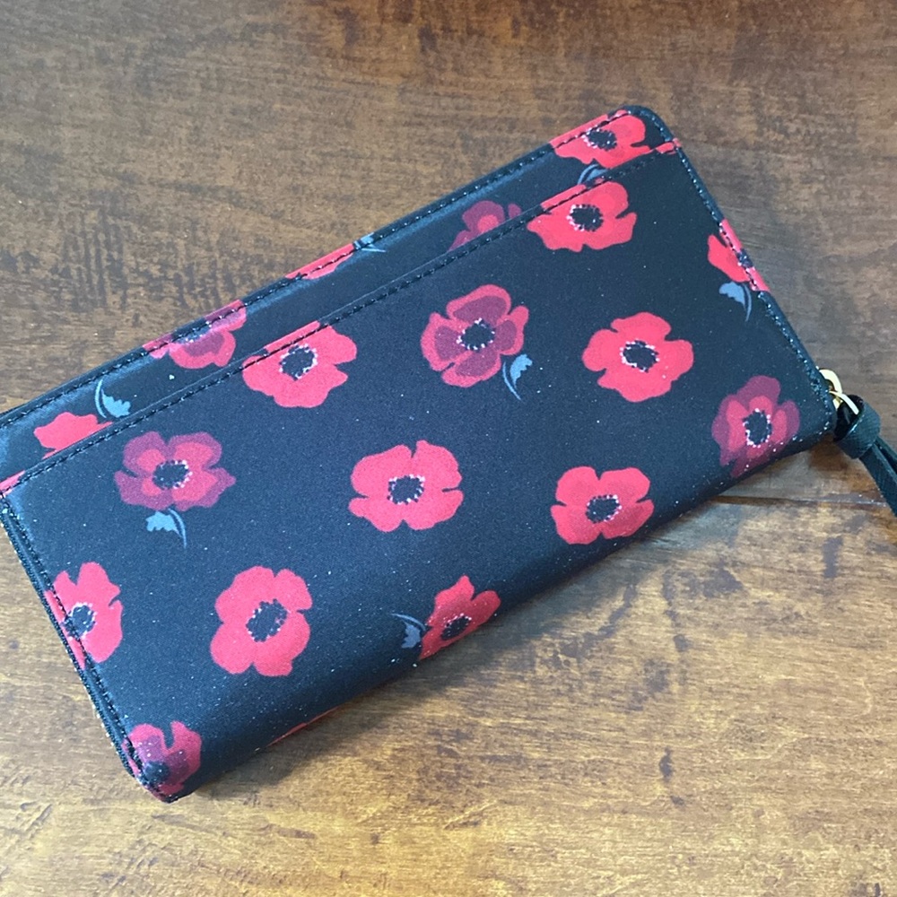 Kate Spade Wilson Road Poppy Wallet - Picture 5 of 11